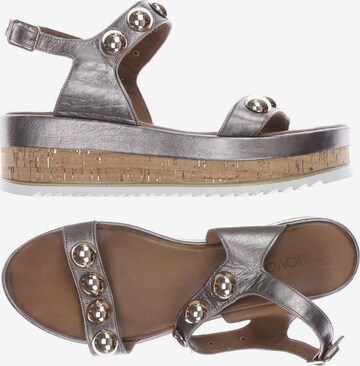 INUOVO Sandals & High-Heeled Sandals in 40 in Grey: front