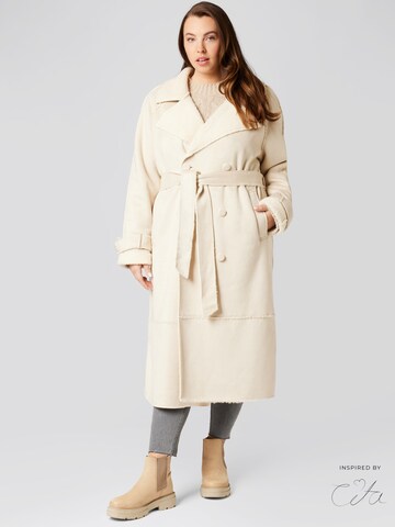 Guido Maria Kretschmer Curvy Between-seasons coat 'Noelle' in White: front