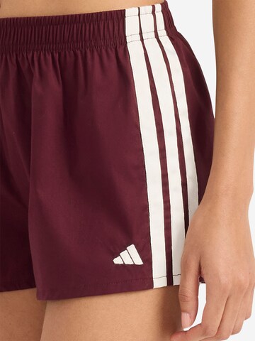 Loosefit Pantalon ' Sport Active Essentials Cotton 3 Stripes ' ADIDAS SPORTSWEAR en rouge