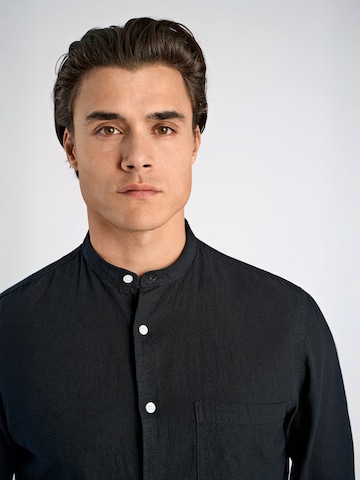 Lindbergh Slim fit Button Up Shirt in Black