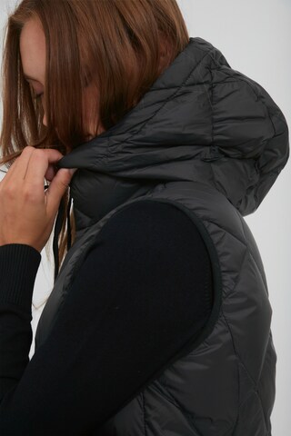 b.young Vest 'BYAMALIA' in Black