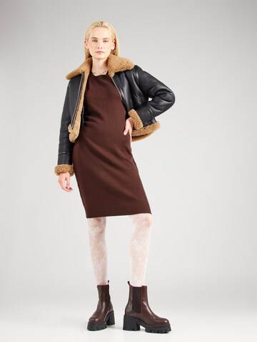 Peppercorn Gebreide jurk 'Anissa' in Bruin