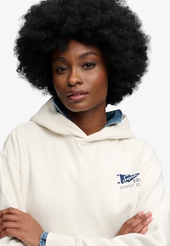 Sweat-shirt 'Superdry Heritage' Superdry & Co en blanc