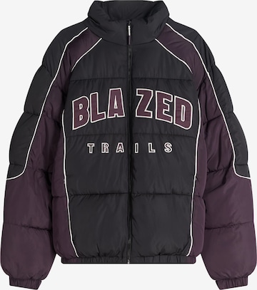 Bershka Talvitakki värissä musta: etupuoli