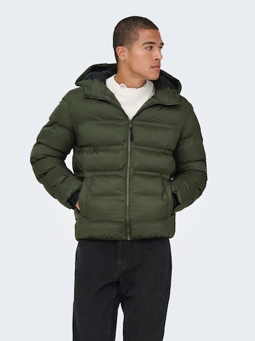 Giacca invernale 'ONSUNION' di Only & Sons in verde: frontale