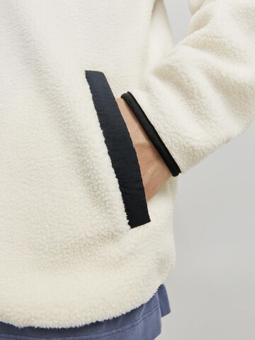 JACK & JONES Sweatshirt i beige