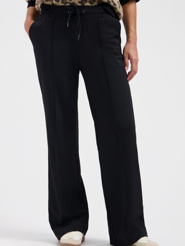 Lady Day Regular Trousers 'Lady Day Chicago zwart' in Black: front