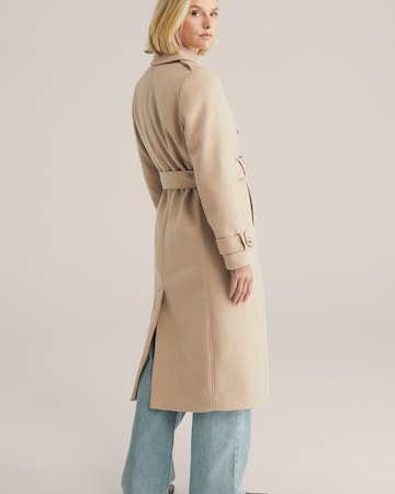 WE Fashion Tussenmantel in Beige