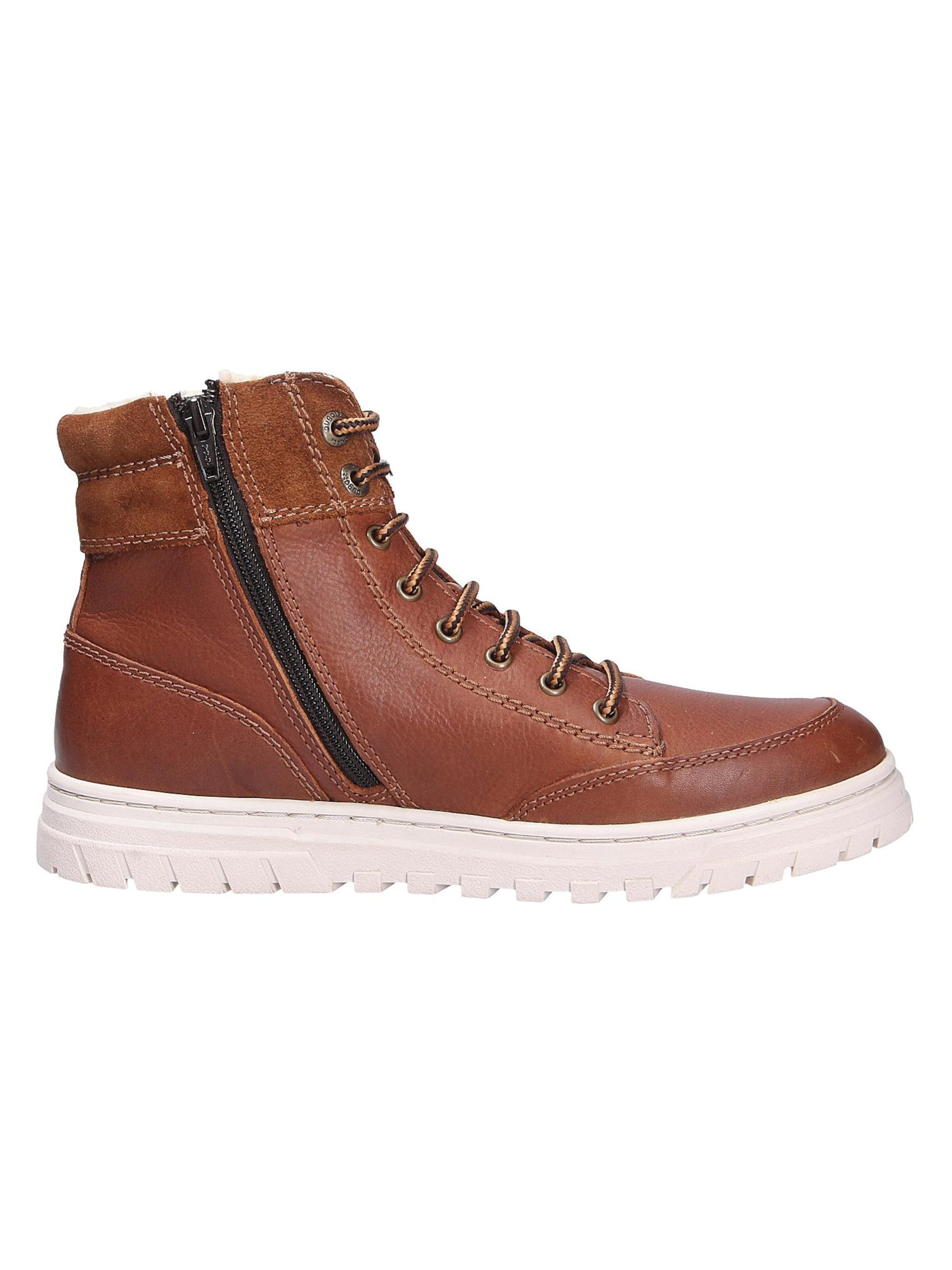 bugatti Lace-Up Boots in Brown