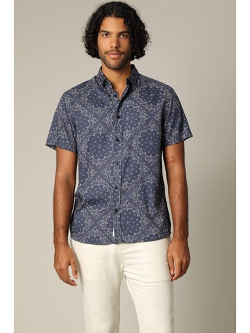 Coupe regular Chemise 'AUSTIN' Deeluxe en bleu : devant