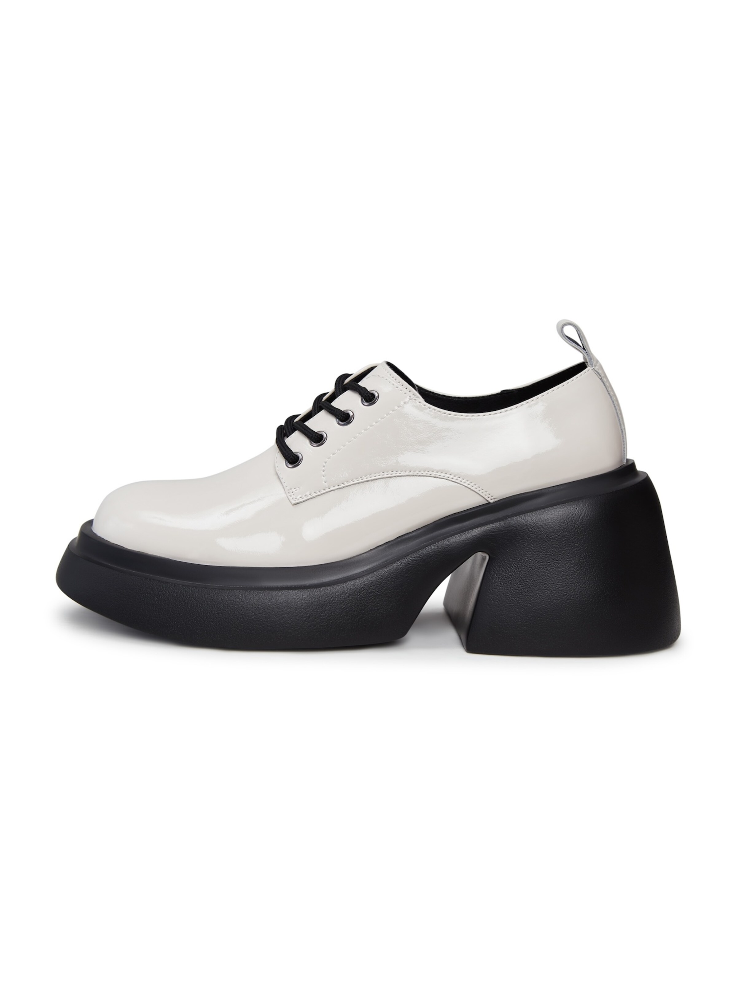 CESARE GASPARI Athletic lace-up shoe in White: front