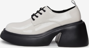 CESARE GASPARI Athletic Lace-Up Shoes in White: front
