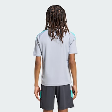 ADIDAS PERFORMANCE - Camisa funcionais 'Tiro 26 Essentials' em cinzento
