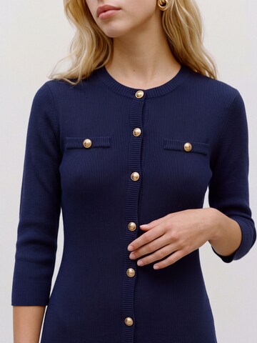 Robes en maille VERO MODA en bleu