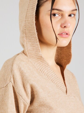 ABOUT YOU Pullover 'Carola' in Beige