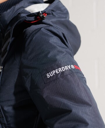 Veste fonctionnelle Superdry en bleu