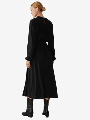 Robe Marks & Spencer en noir