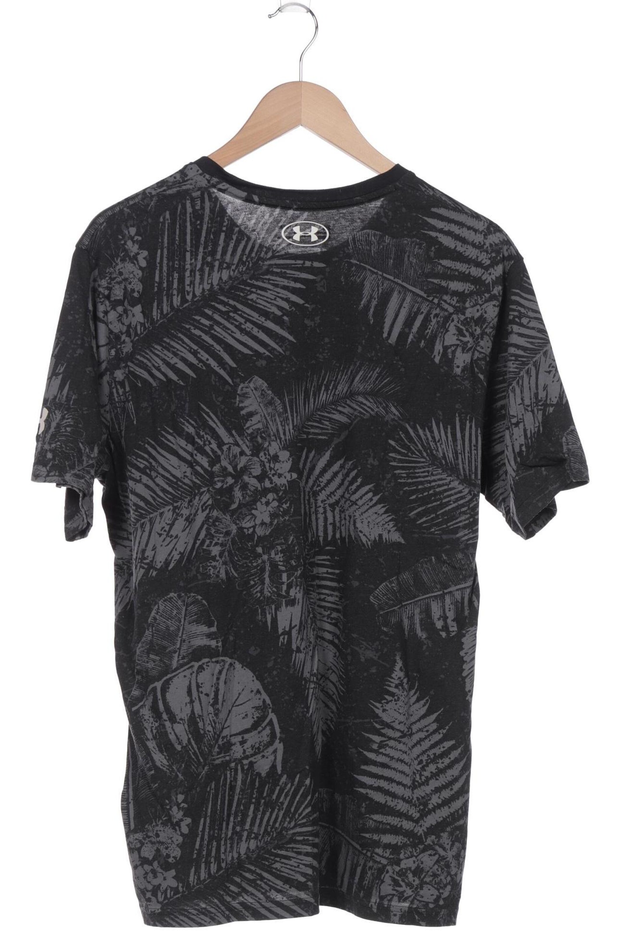 UNDER ARMOUR Shirt in XL in Grey