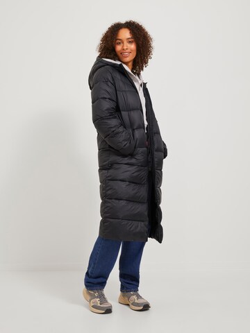 JJXX Winter Coat 'Nora' in Black