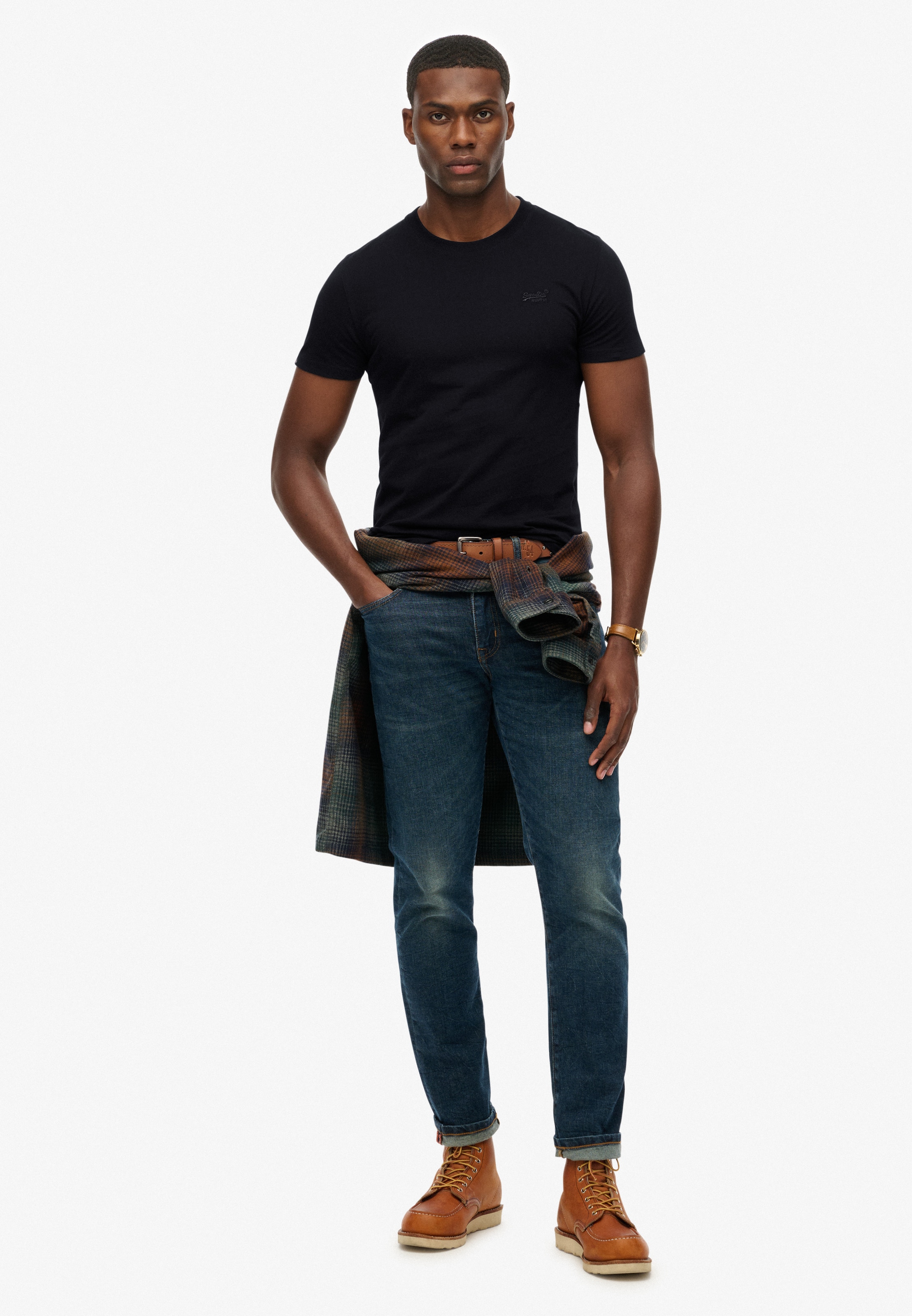 T-Shirt 'Essential' Superdry & Co en noir