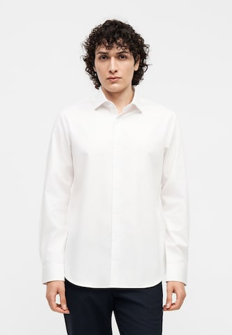 Michael Kors - Ajuste estrecho Camisa 'ROYAL' en blanco: frente