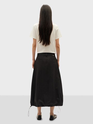 Thinking MU Skirt 'ETEL' in Black