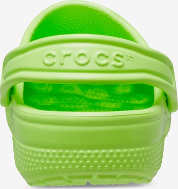 Crocs حذاء مفتوح 'Classic' بلون أخضر