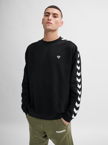 Hummel Sweatshirt in Zwart: voorkant