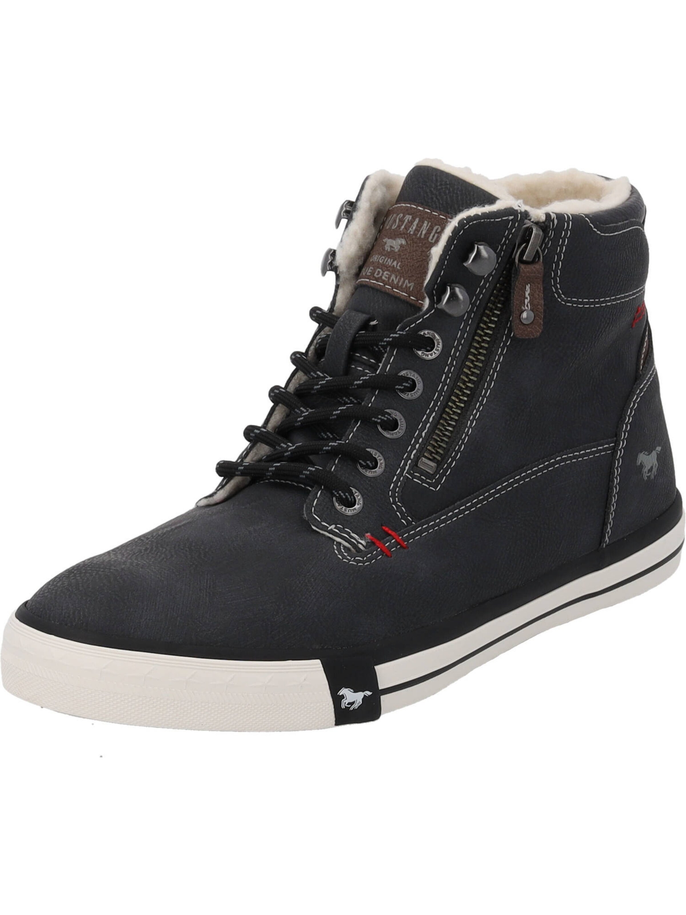 MUSTANG Schnürboots in Schwarz: Vorderseite