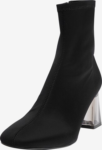 Pull&Bear Ankle Boots in Black: front