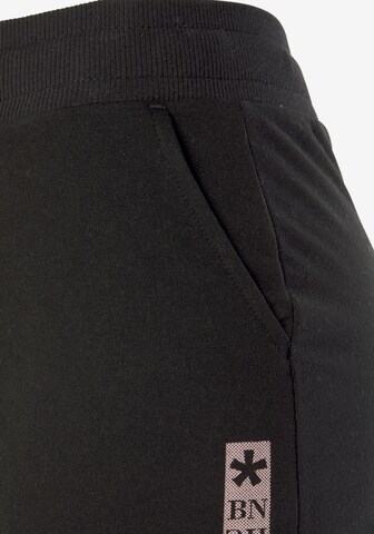 BENCH Regular Pants in Black