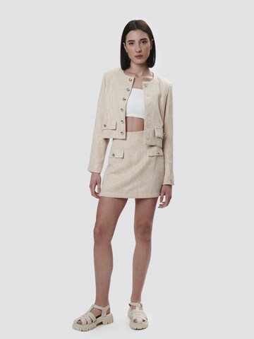 Gonna di Influencer in beige