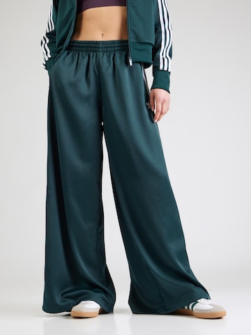 ADIDAS ORIGINALS - Pierna ancha Pantalón 'Adicolor' en verde: frente