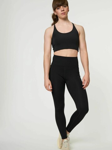 Girlfriend Collective Regular Sportbroek in Zwart