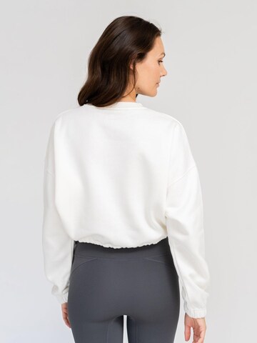 LOTUSCRAFTS Athletic Sweatshirt 'NIA' in White