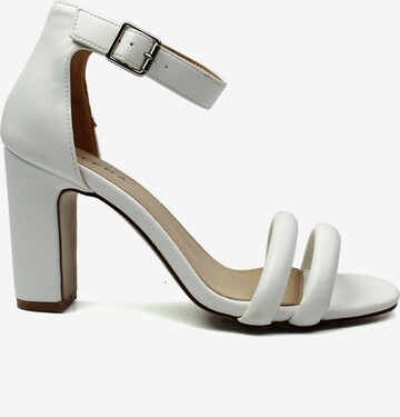 Celena - Sandalias con hebilla 'Chelsie' en blanco