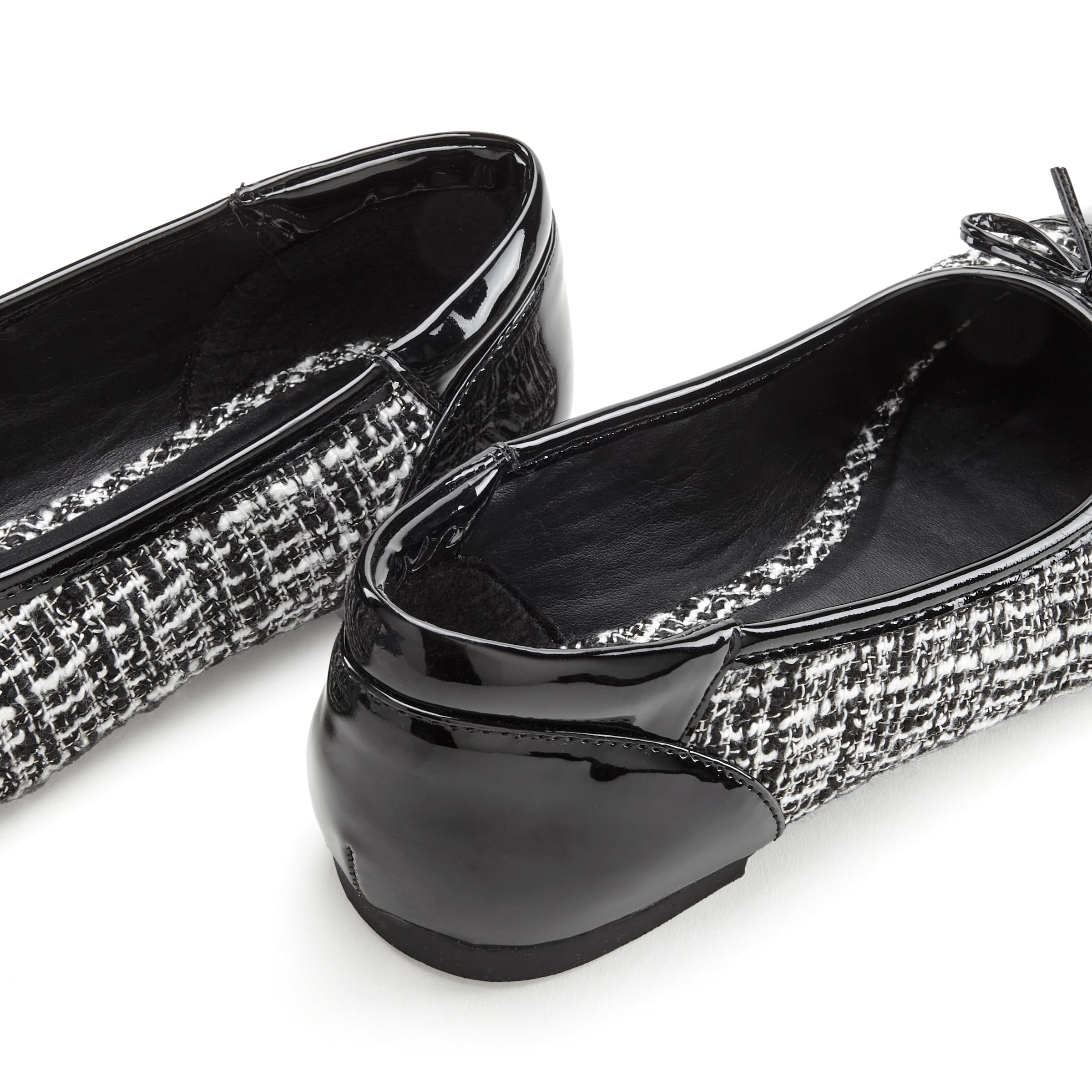 LASCANA - Bailarina en negro