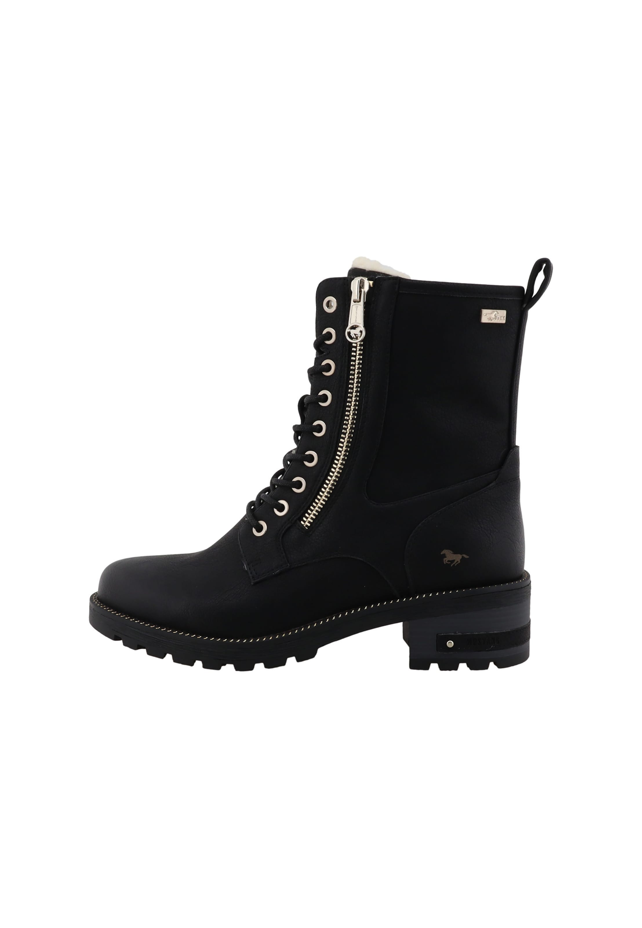 MUSTANG Lace-Up Ankle Boots in Black