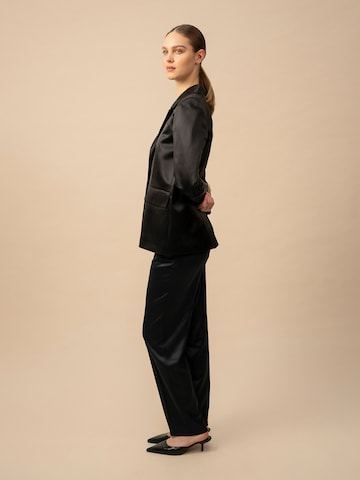 Anse Victorin Blazer 'Claire' in Black
