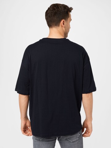 Tricou de la Trendyol pe albastru