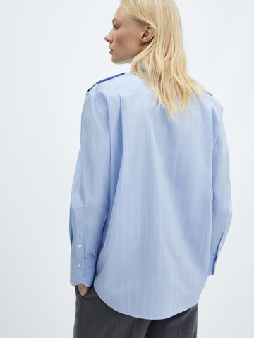 MANGO Blouse 'Mateos' in Blauw