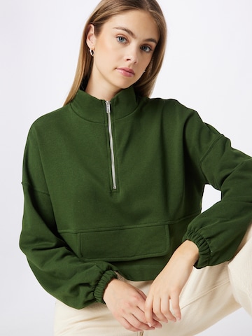 Nasty Gal Sweatshirt in Green: front