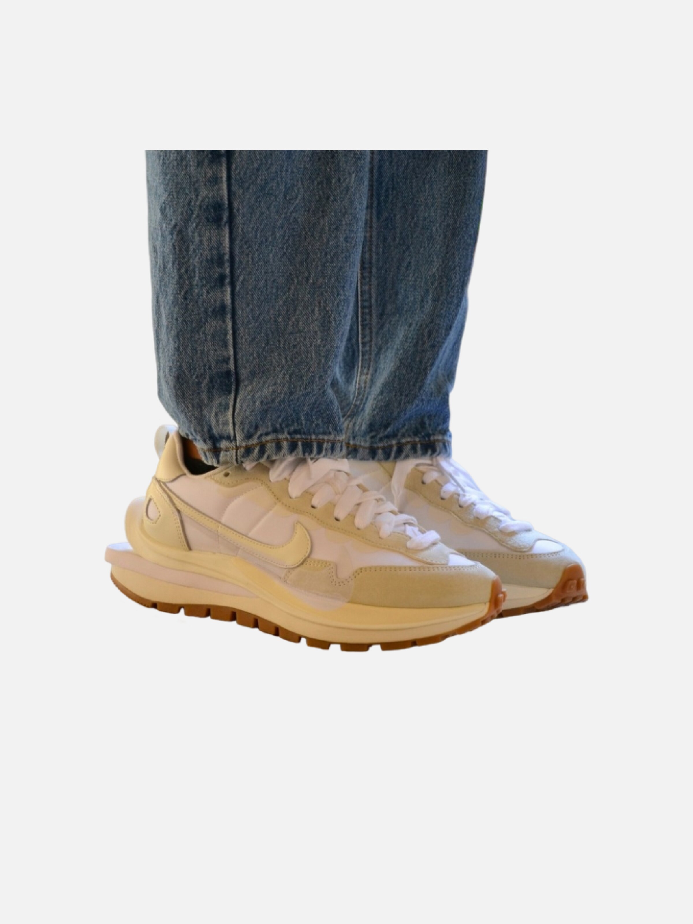 Baskets basses 'Vaporwaffle Sacai Sail Gum' NIKE en blanc