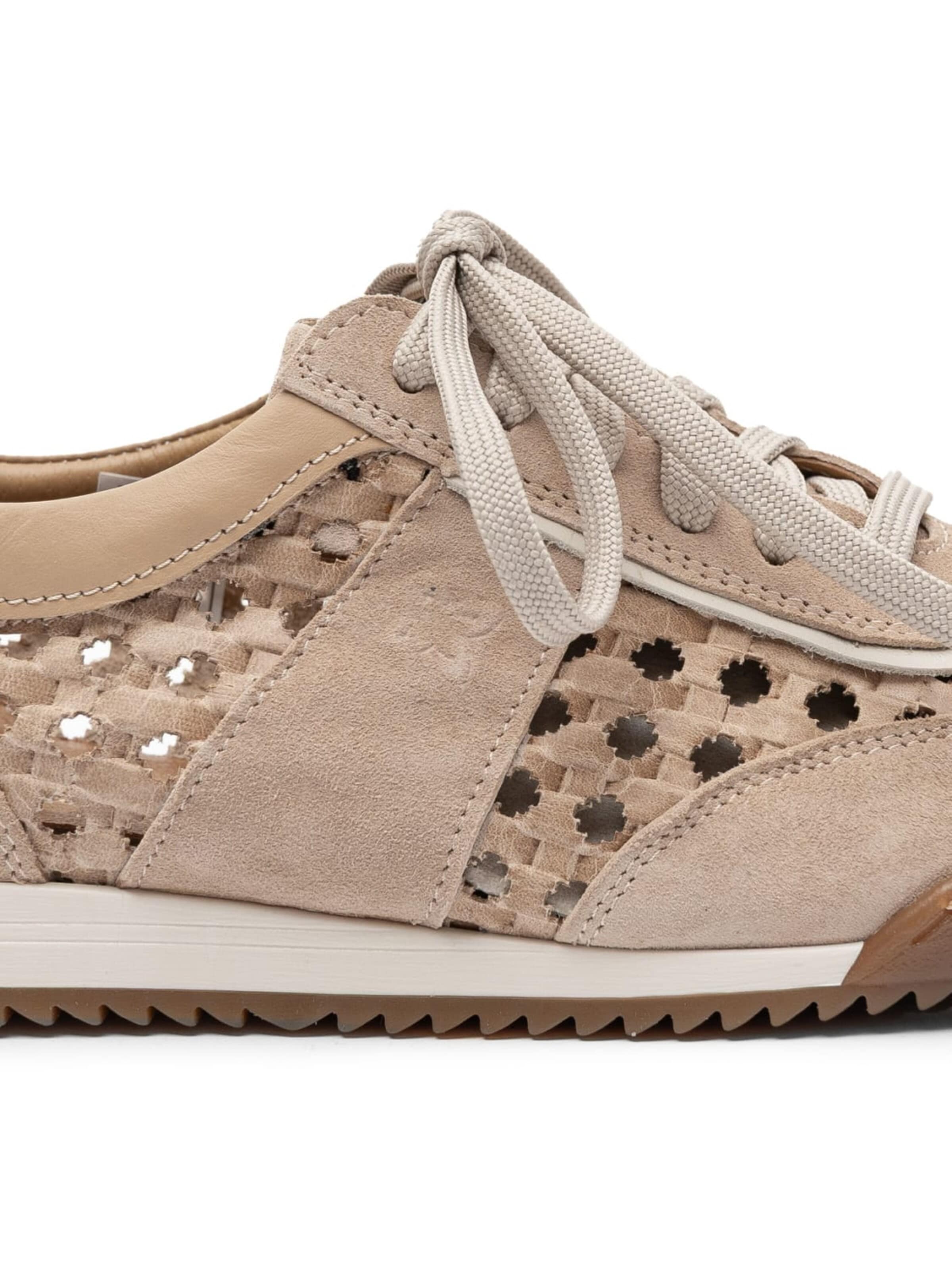Maciejka Sneakers laag in Beige