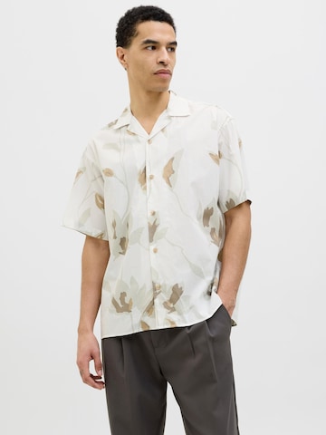 JACK & JONES Comfort fit Button Up Shirt in White: front