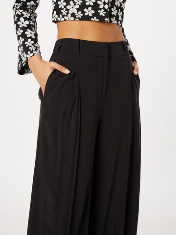 Line of Oslo Wide leg Pleat-Front Pants 'New Three' in Black