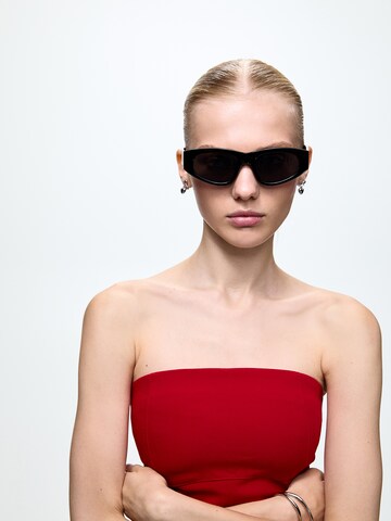 Pull&Bear Sonnenbrille in Schwarz: predná strana