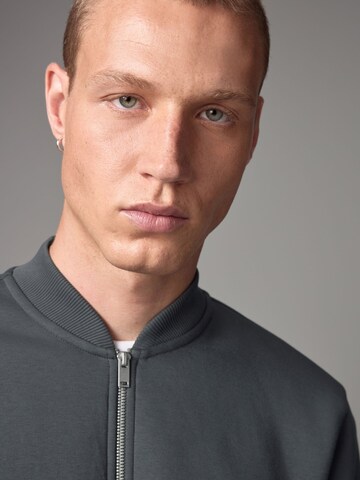 Next - Sudadera con cremallera en gris