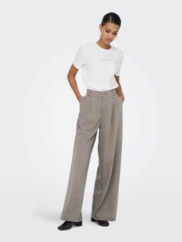 ONLY Wide leg Pleat-front trousers 'ONLFawn' in Grey