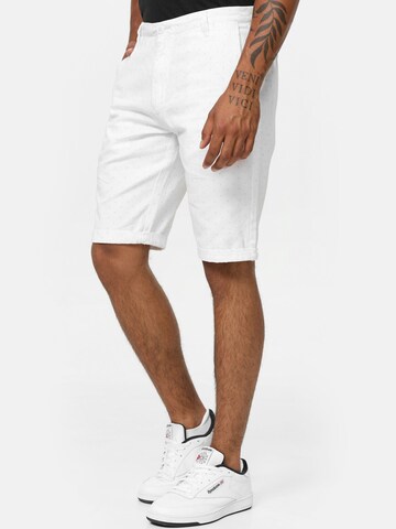 Regular Pantalon chino 'A202' Tazzio en blanc